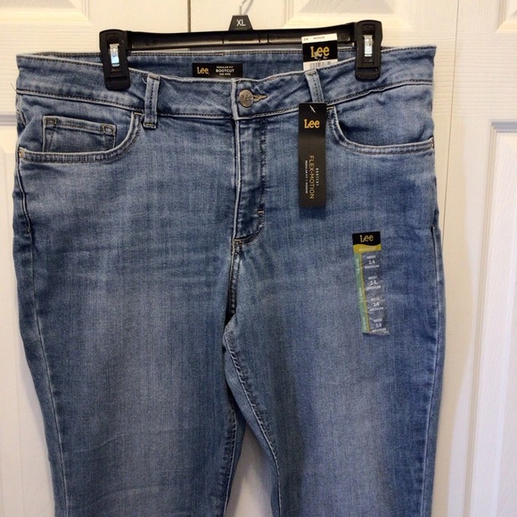 Lee Womens Medium Wash Midrise Stretch Bootcut Jeans Size 14 - Picture 2 of 9